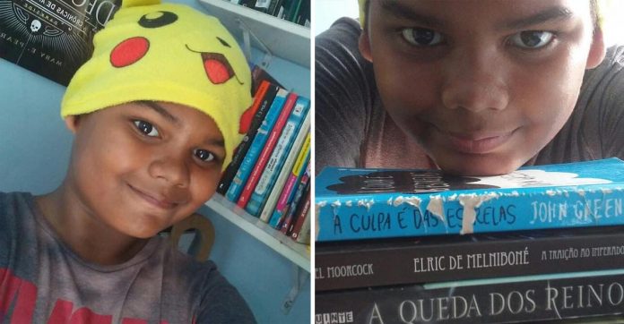 Após ataques racistas, menino que ama livros recebe carinho e ganha 273 mil seguidores