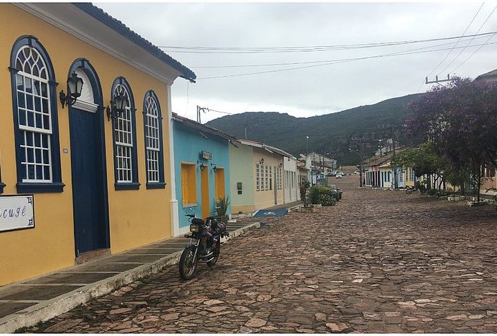 ‘Dendicasa’: avanço do coronavírus adapta festejos juninos no interior baiano