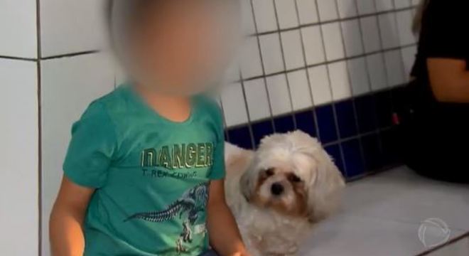 Garoto autista reencontra cachorro furtado no litoral paulista