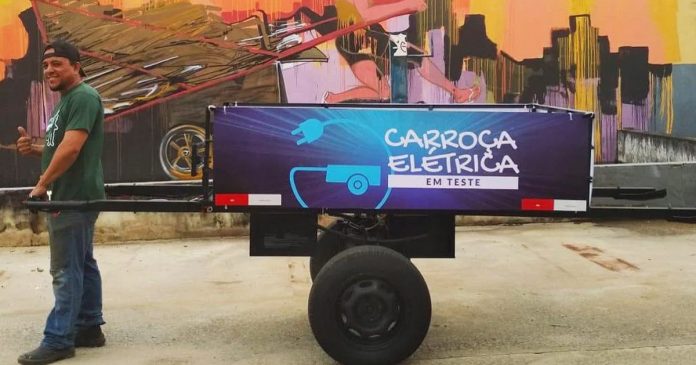 Grupo cria triciclos e carroça elétrica para ajudar catadores de reciclagem