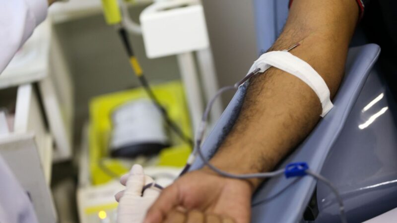 Pessoas que contraíram covid-19 podem doar sangue após 30 dias