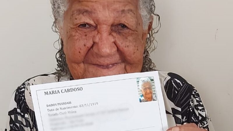 Idosa de 101 anos entrega currículo em empresa do interior de SP e caso viraliza na web: ‘Para ajudar um pouco’