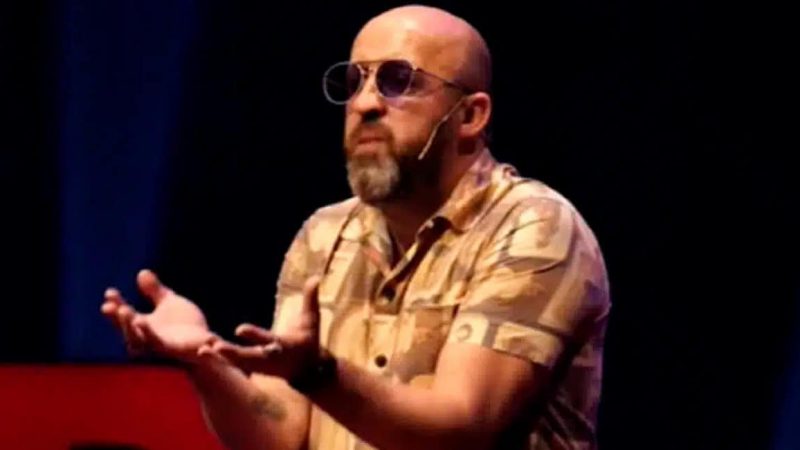 Cuide dos seus pais enquanto ainda há tempo. Converse com seu filho antes que ele pare de te escutar