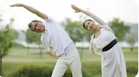 Os japoneses mais longevos praticam ESTE exercício de 5 minutos todos os dias
